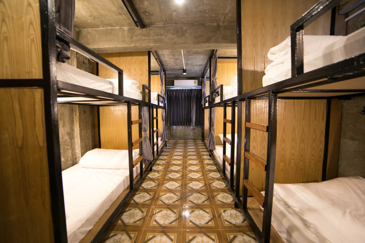 In My Bed Hostel Bangkok Kültér fotó